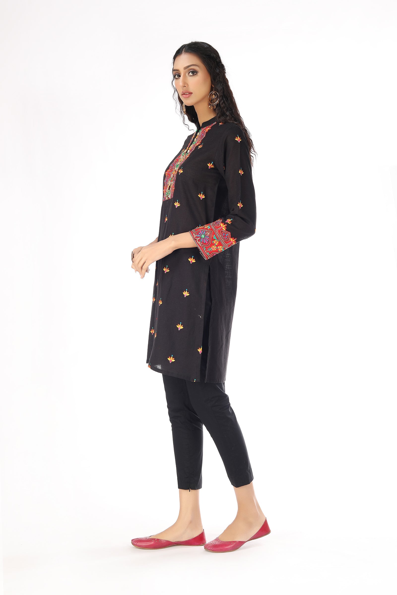 1 Piece Slub Khaddar Top (CR2817)