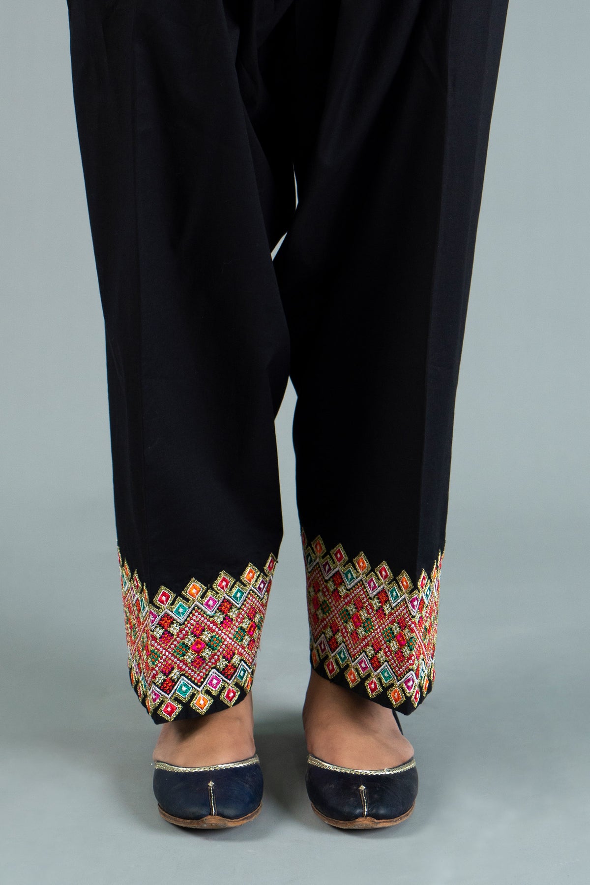 Cambric Shalwar (CZ2836)