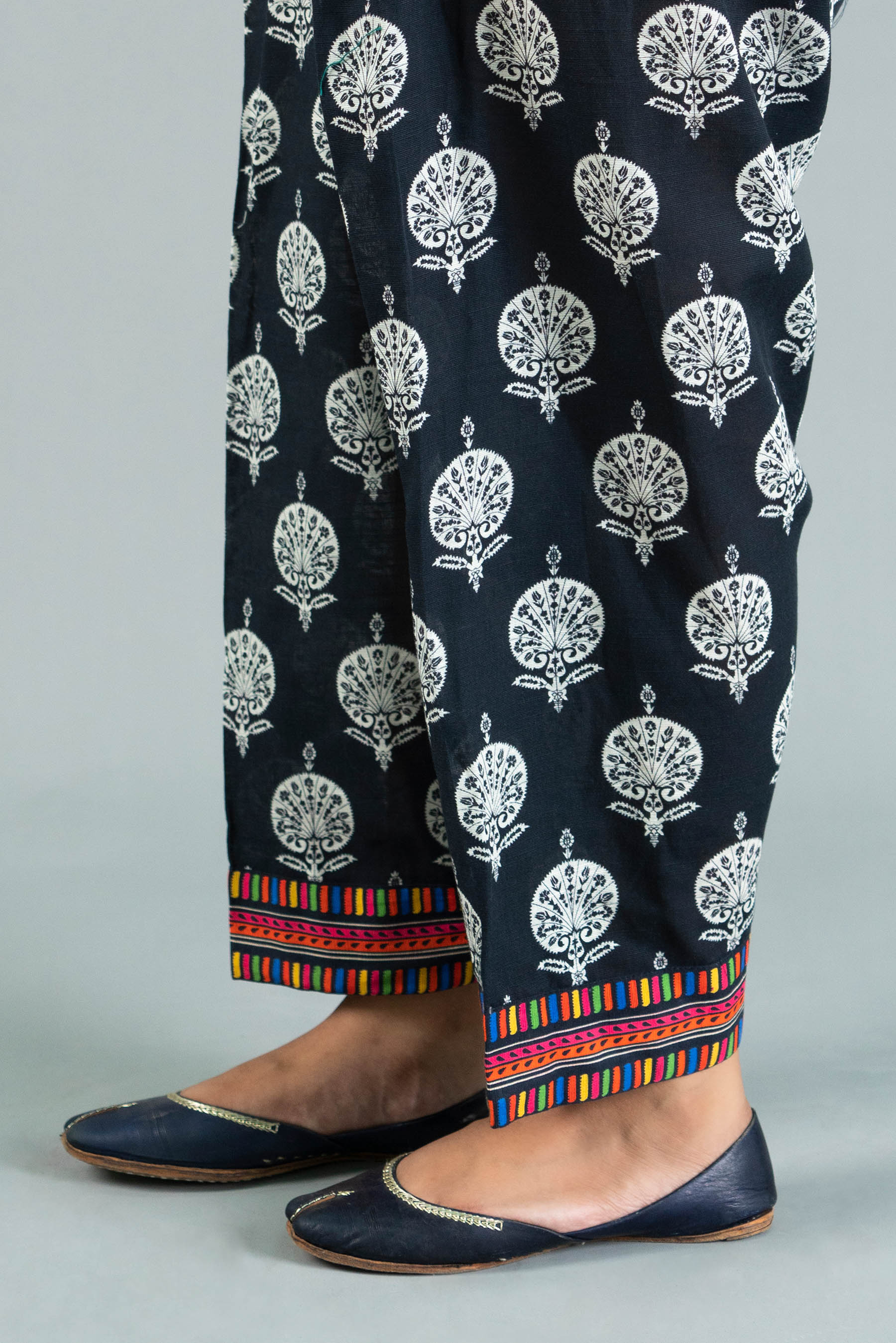 Printed Slub Khaddar Shalwar (CZ2815)