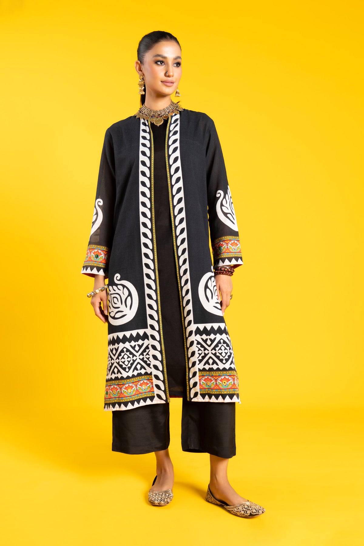 1 Piece Printed Slub Khaddar Shrug (TR0934)