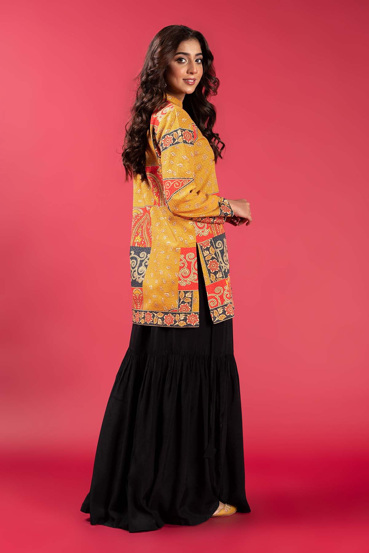 Printed Slub Khaddar Shrug (TR0933)