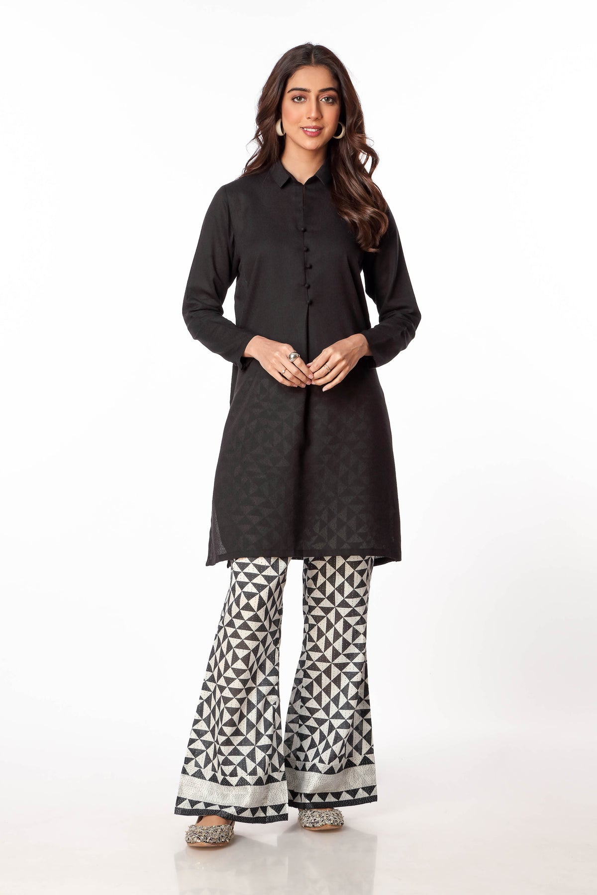 1 Piece Lawn Karandi Top (NR0379)