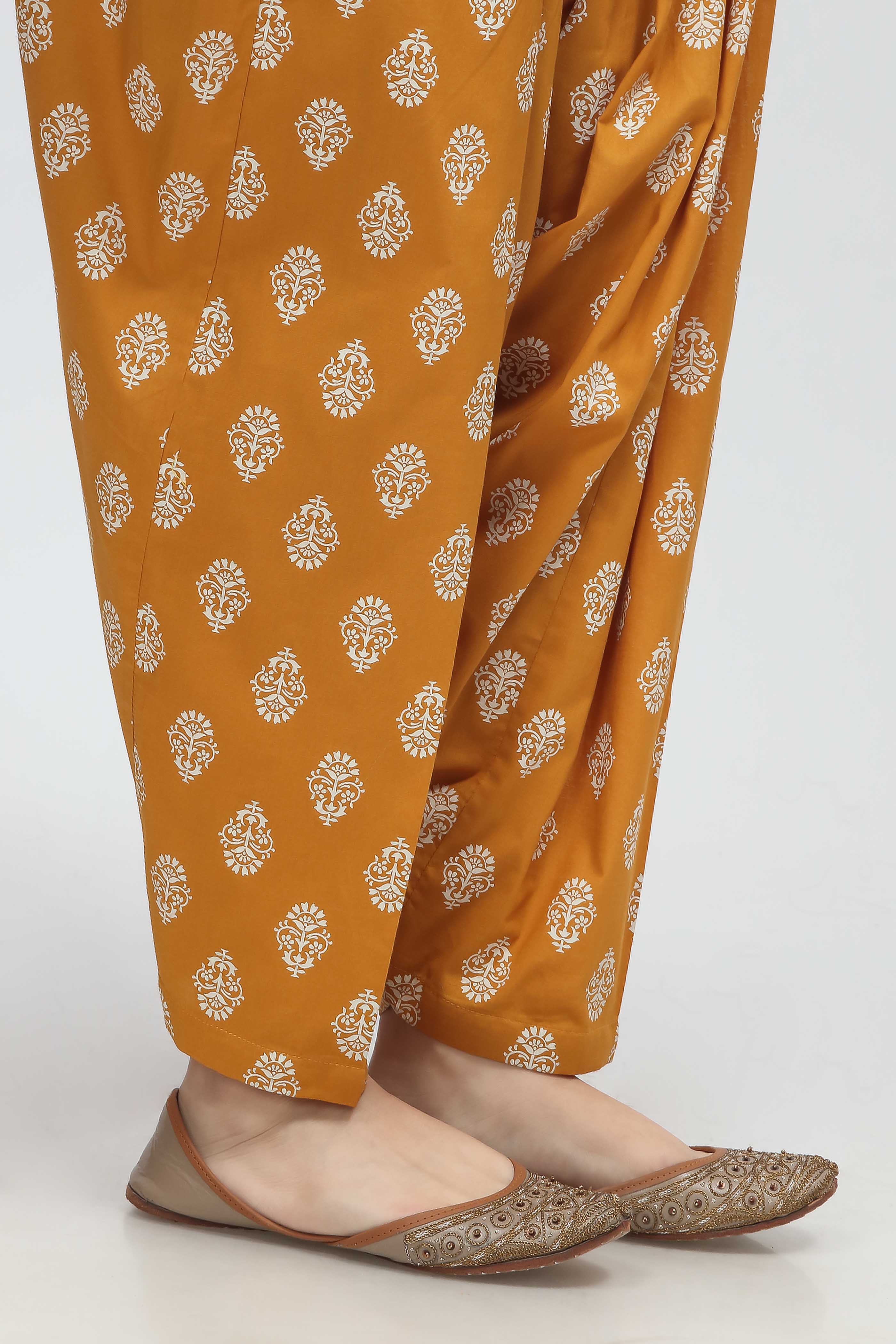 1 Piece Lawn Karandi Shalwar (CZ2919)