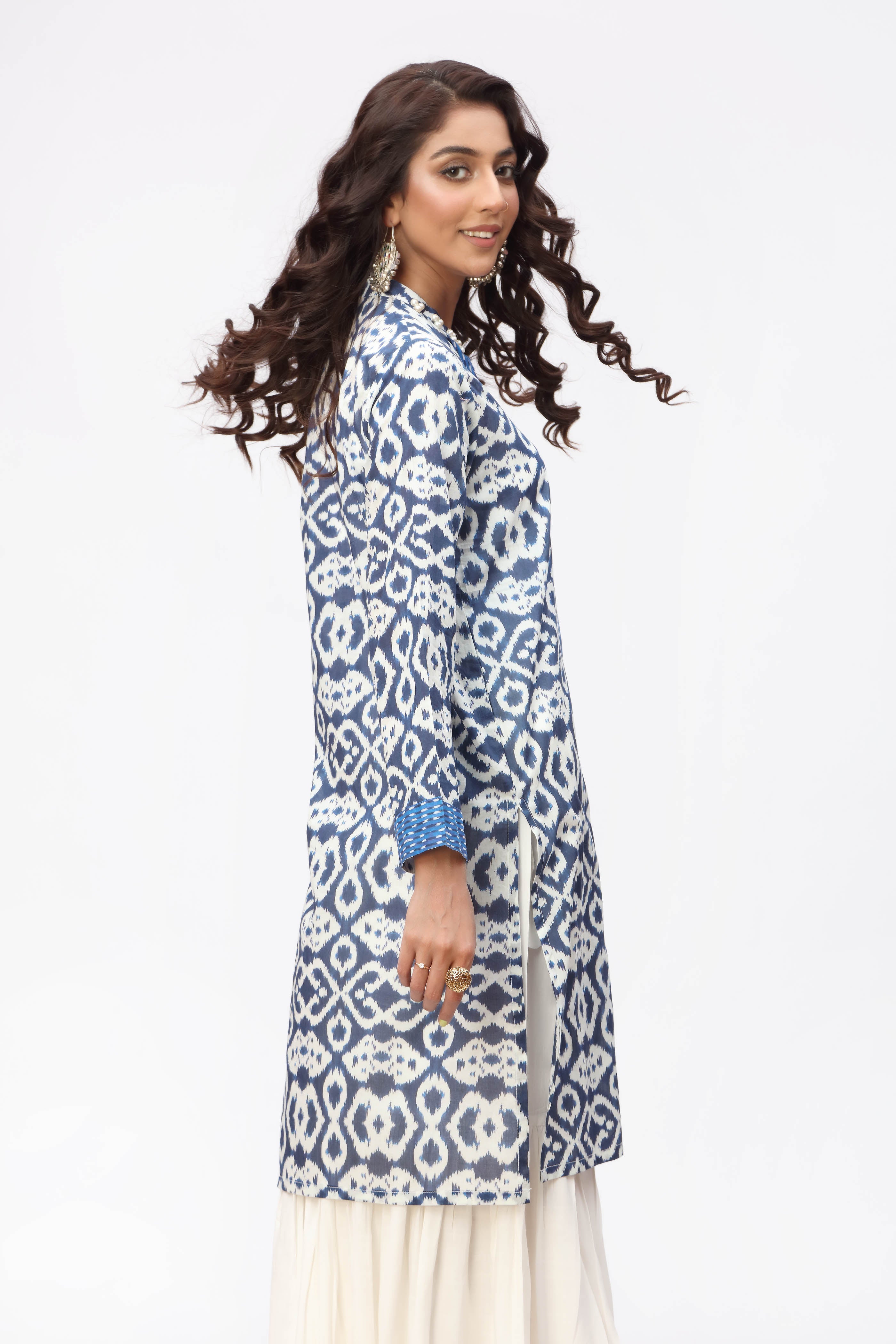 1 Piece Printed Lawn Shrug (TR0803)