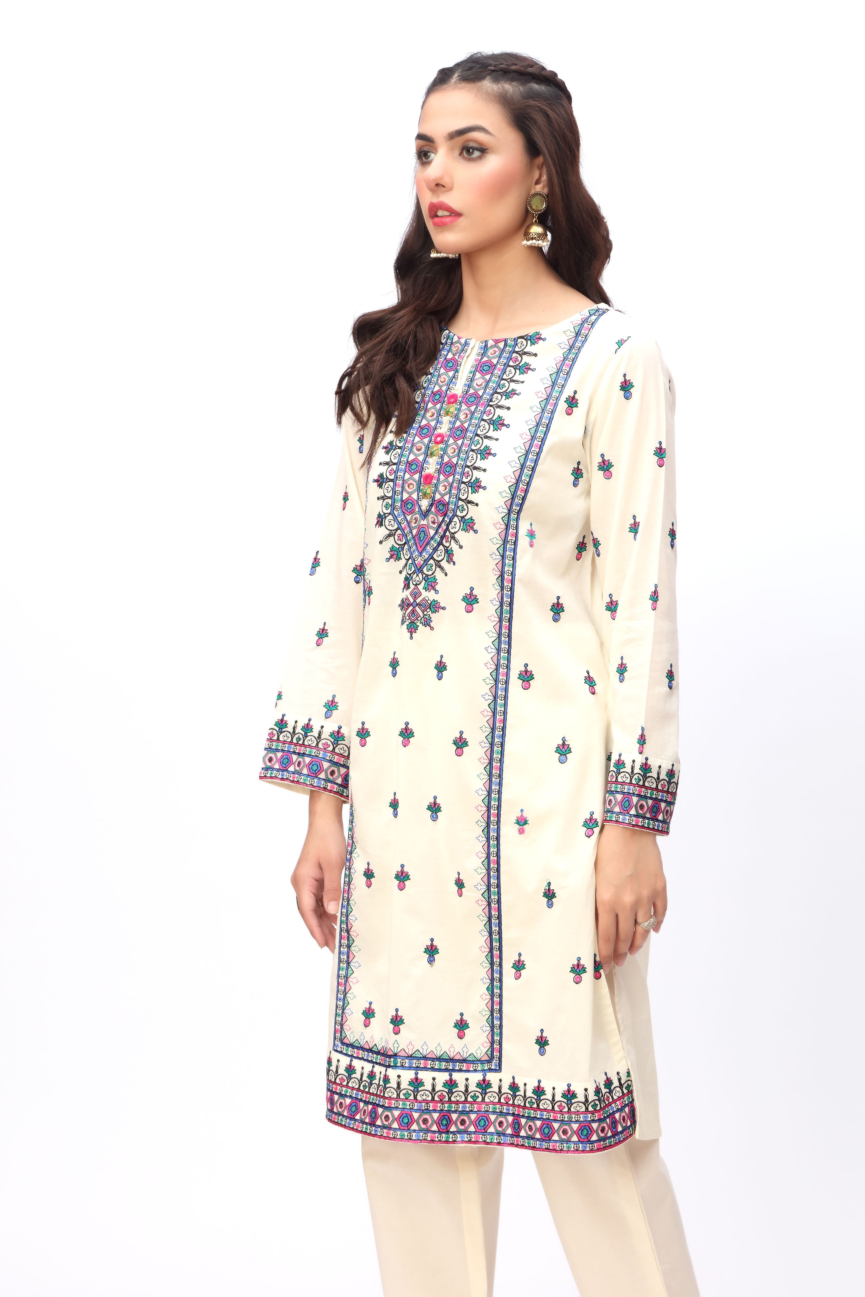 Blue Pottery 3 in Off White coloured Lawn fabric 2